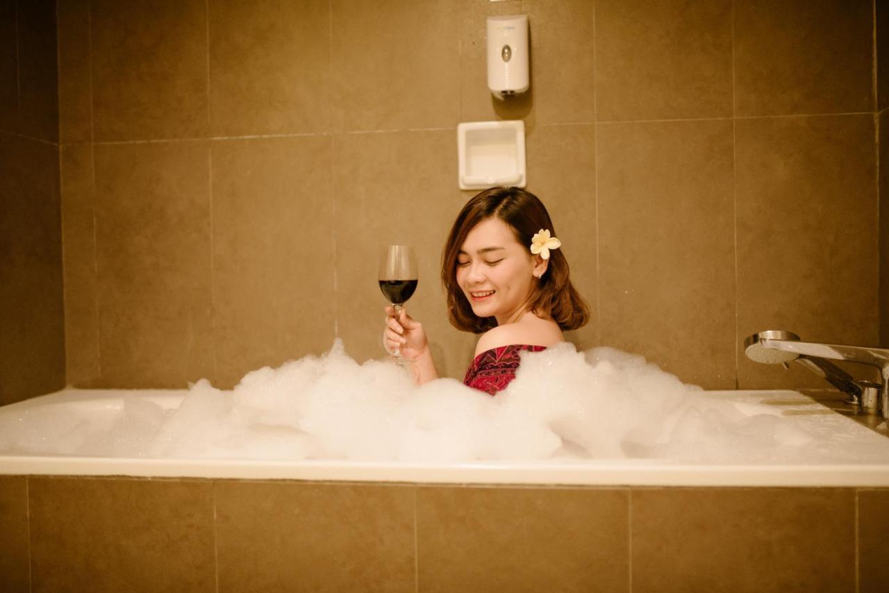 เดอะ บุนตี โฮเทล แอนด์ คอนเวนชั่น เซ็นเตอร์ ซูกาภูมี Hotel ซูกาบูมี ภายนอก รูปภาพ